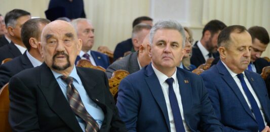 КАЗАЧЬЕМУ ГЕНЕРАЛУ СМИРНОВУ 85 ЛЕТ